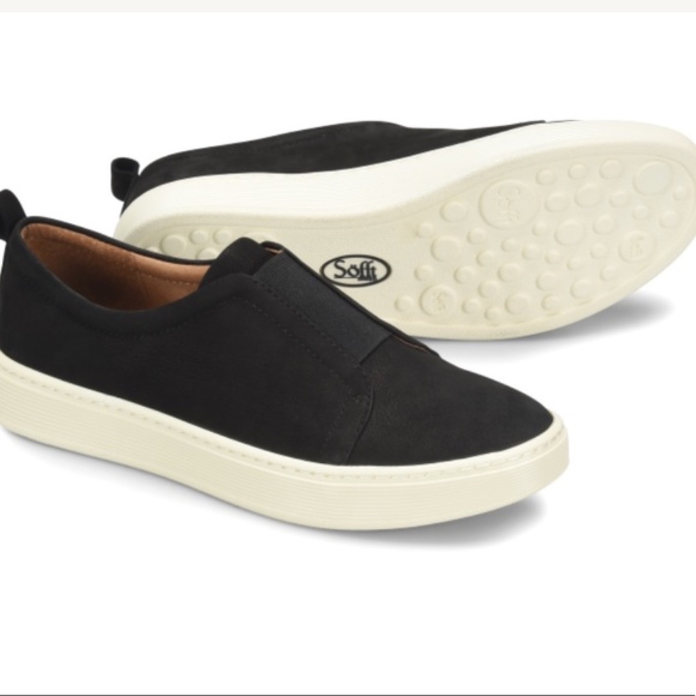 Sofft Safia Nubuck Black Slip On Sneaker Size 9.5